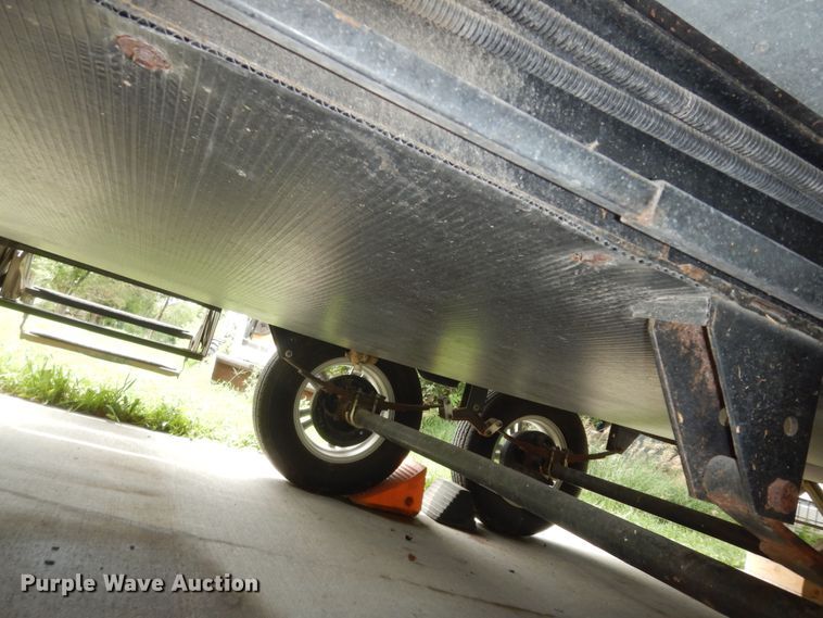 image for item DN1648 2012 Dutchman Kodiak  camper