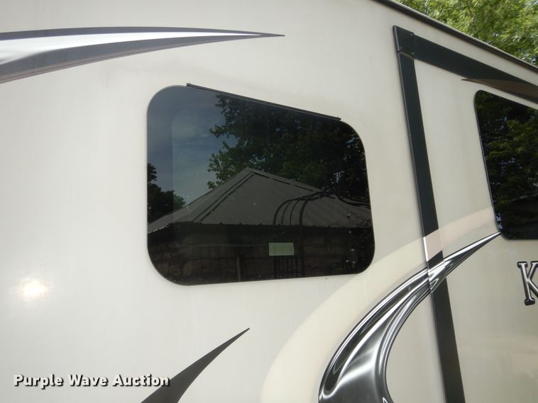 image for item DN1648 2012 Dutchman Kodiak  camper