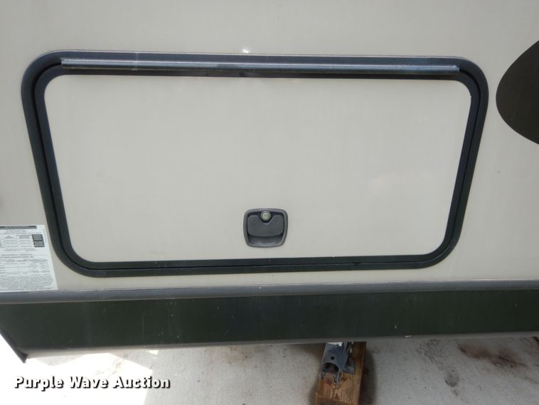 image for item DN1648 2012 Dutchman Kodiak  camper