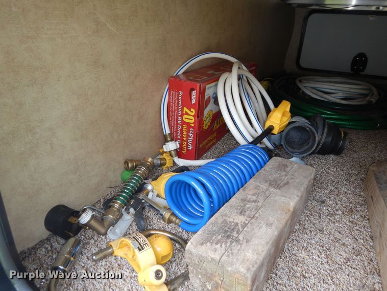 image for item DN1648 2012 Dutchman Kodiak  camper