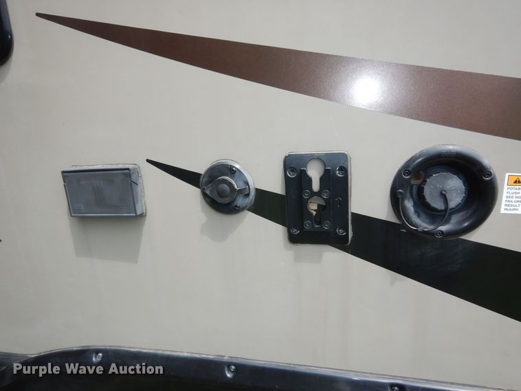 image for item DN1648 2012 Dutchman Kodiak  camper