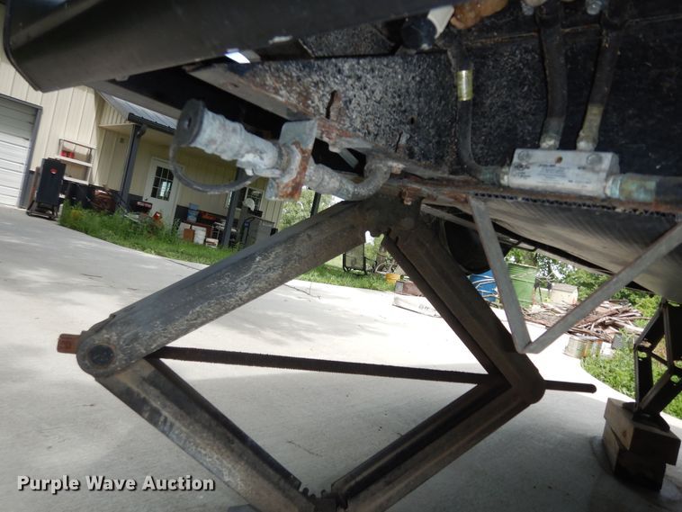 image for item DN1648 2012 Dutchman Kodiak  camper