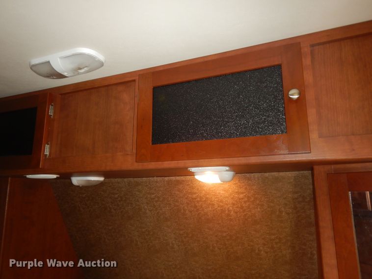 image for item DN1648 2012 Dutchman Kodiak  camper