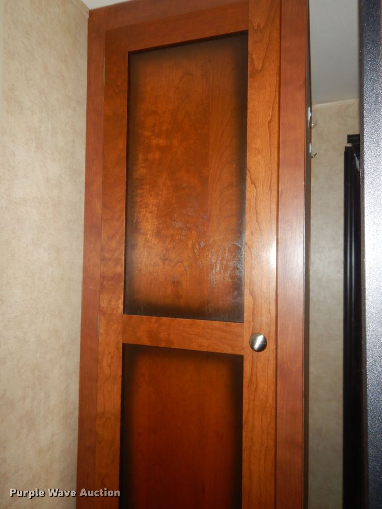 image for item DN1648 2012 Dutchman Kodiak  camper