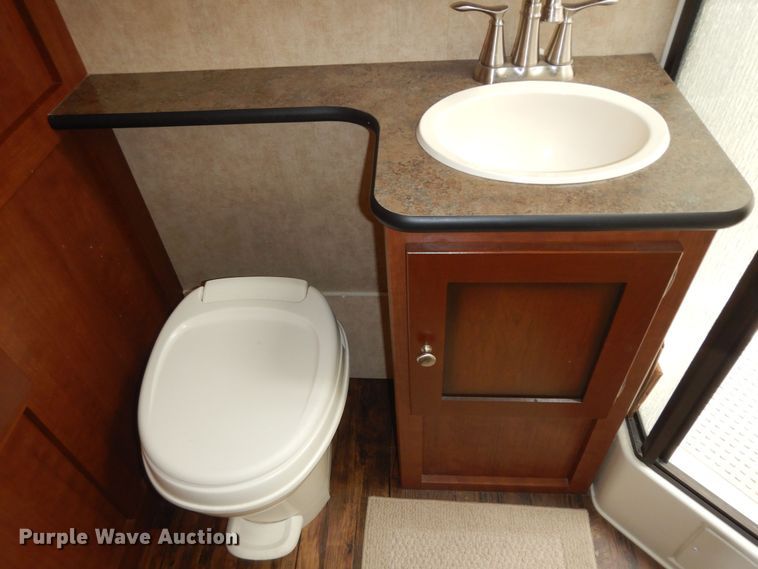 image for item DN1648 2012 Dutchman Kodiak  camper