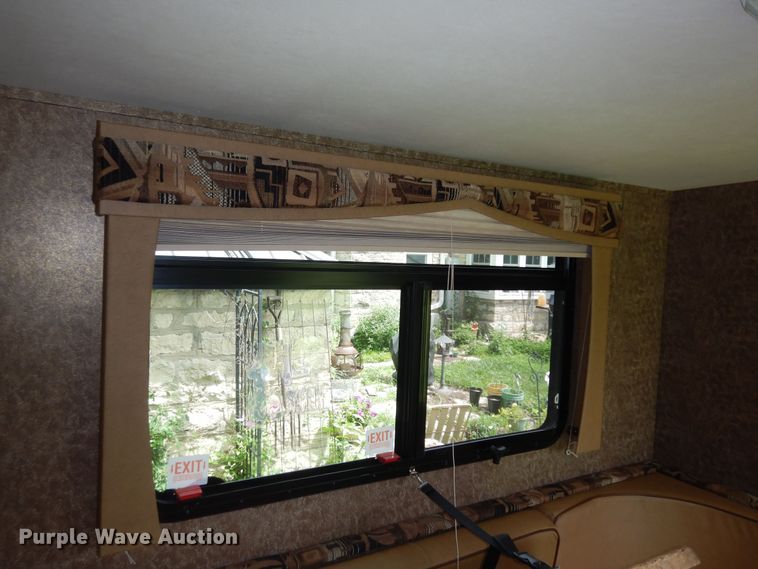 image for item DN1648 2012 Dutchman Kodiak  camper