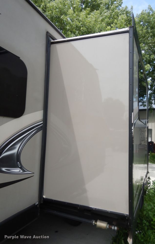 image for item DN1648 2012 Dutchman Kodiak  camper