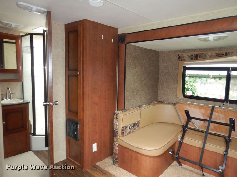 image for item DN1648 2012 Dutchman Kodiak  camper