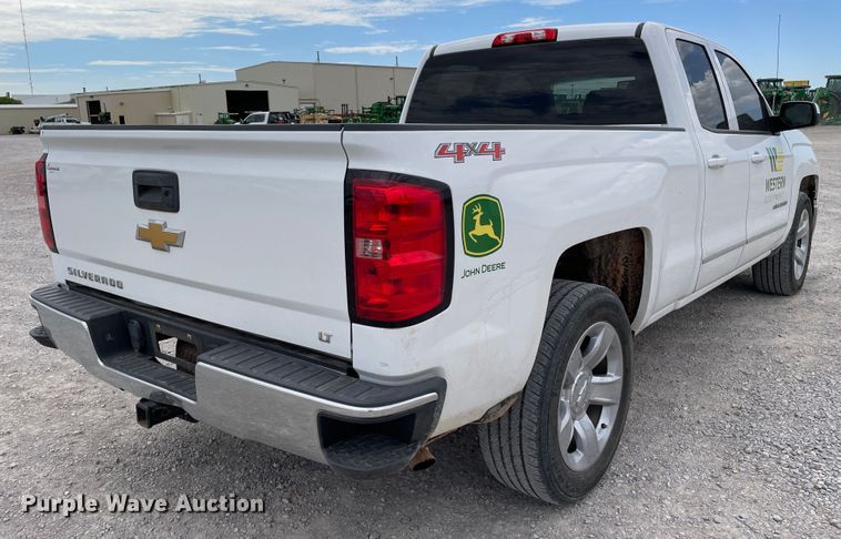 image for item DN5011 2015 Chevrolet Silverado 1500  Double Cab pickup truck