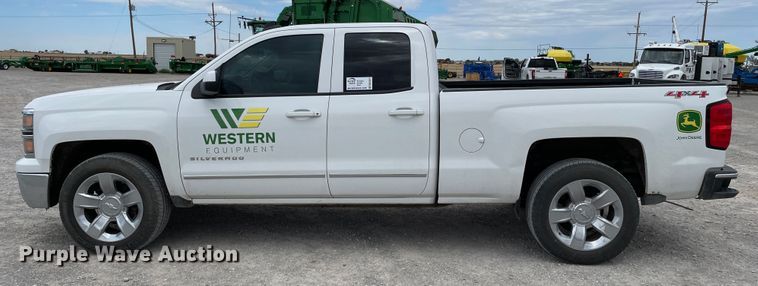 image for item DN5011 2015 Chevrolet Silverado 1500  Double Cab pickup truck