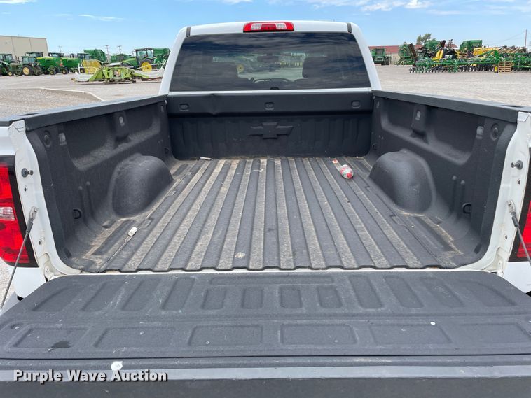 image for item DN5011 2015 Chevrolet Silverado 1500  Double Cab pickup truck