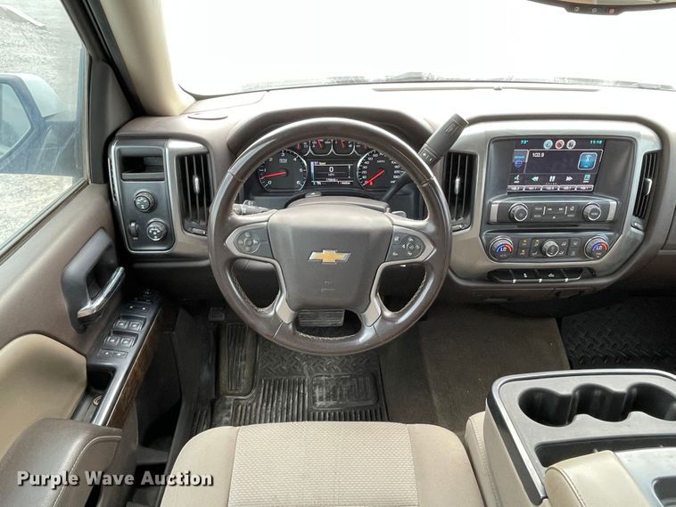 image for item DN5011 2015 Chevrolet Silverado 1500  Double Cab pickup truck