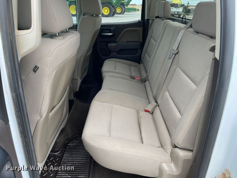 image for item DN5011 2015 Chevrolet Silverado 1500  Double Cab pickup truck