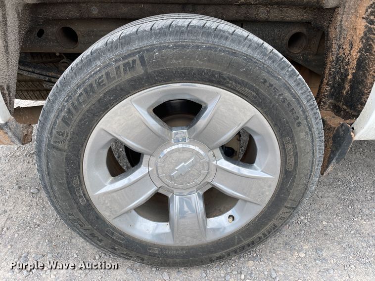 image for item DN5011 2015 Chevrolet Silverado 1500  Double Cab pickup truck