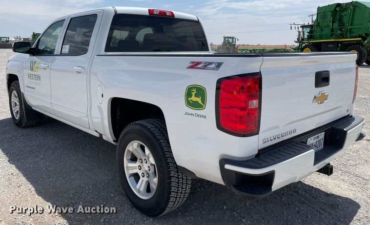 image for item DN5072 2017 Chevrolet Silverado 1500  Crew Cab pickup truck