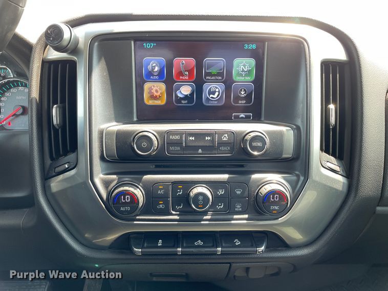 image for item DN5072 2017 Chevrolet Silverado 1500  Crew Cab pickup truck