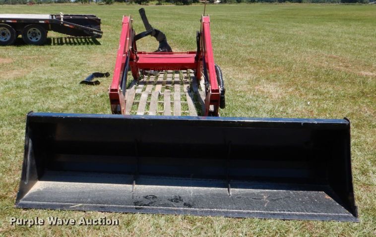 image for item DO1431 Mahindra 9125CL  loader