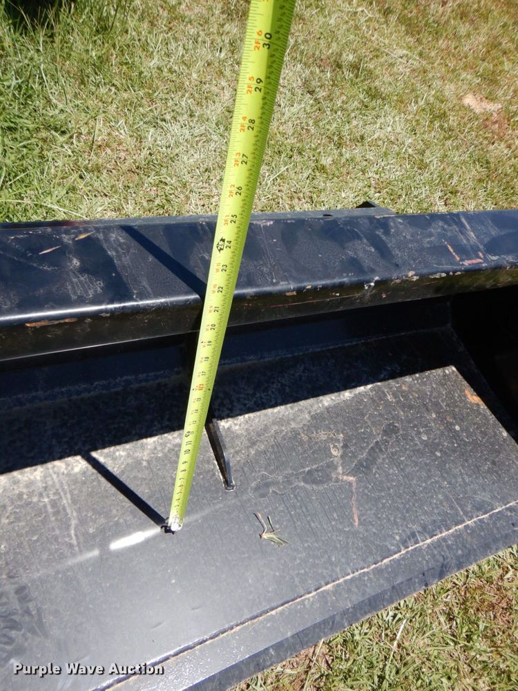 image for item DO1431 Mahindra 9125CL  loader