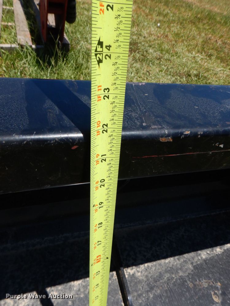 image for item DO1431 Mahindra 9125CL  loader