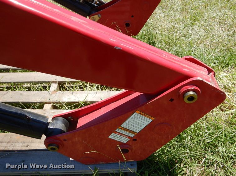 image for item DO1431 Mahindra 9125CL  loader