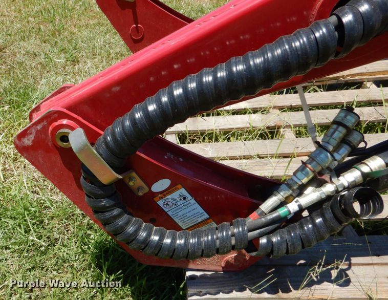 image for item DO1431 Mahindra 9125CL  loader