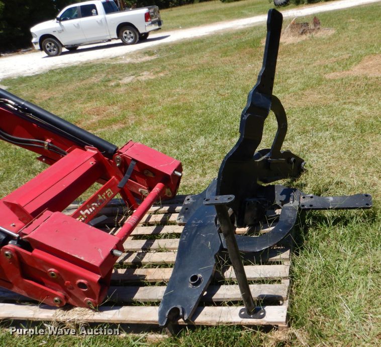 image for item DO1431 Mahindra 9125CL  loader