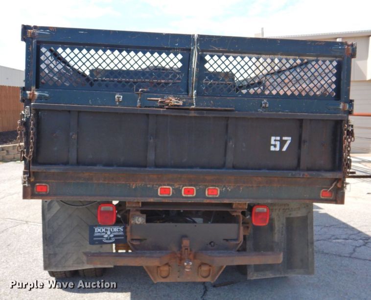 image for item DP4394 2001 Ford F650  dump truck