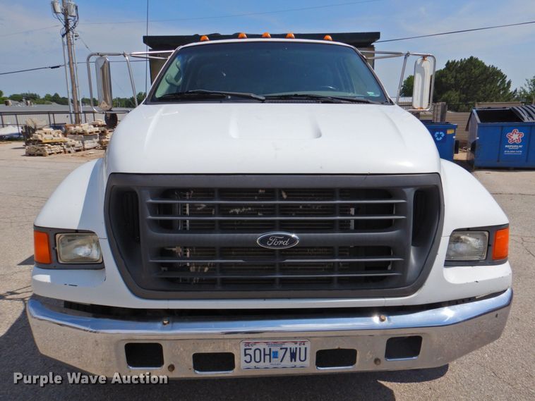 image for item DP4394 2001 Ford F650  dump truck