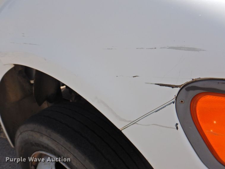 image for item DP4394 2001 Ford F650  dump truck