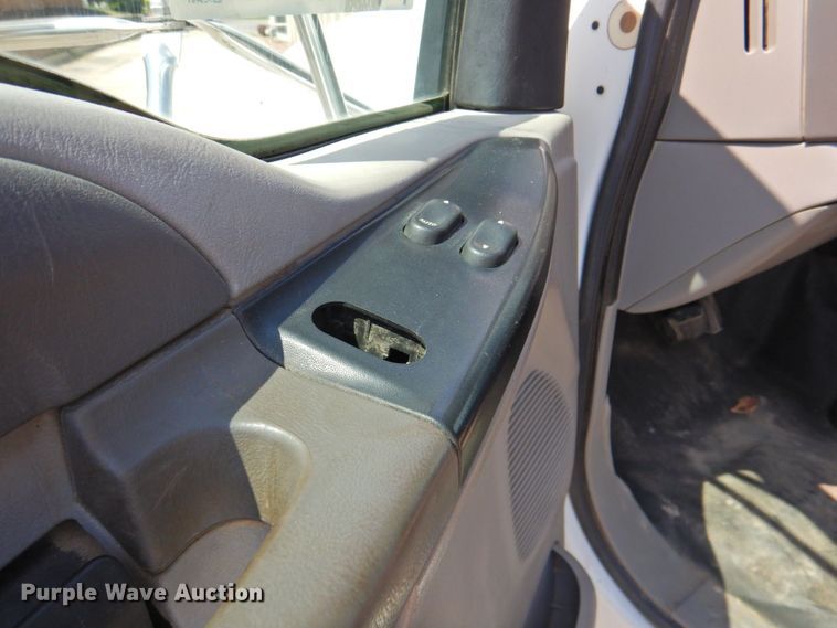 image for item DP4394 2001 Ford F650  dump truck