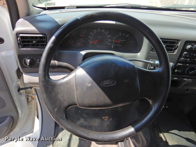 image for item DP4394 2001 Ford F650  dump truck