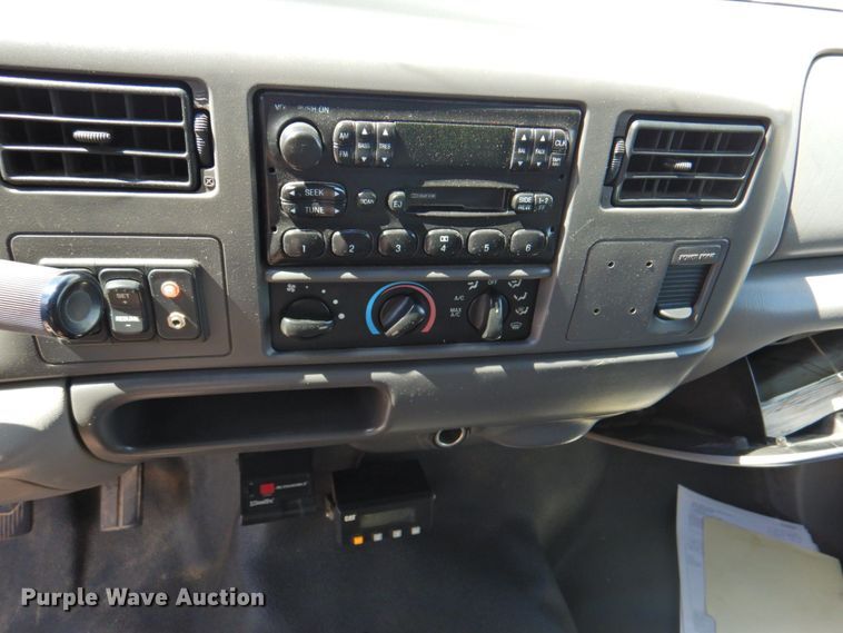 image for item DP4394 2001 Ford F650  dump truck