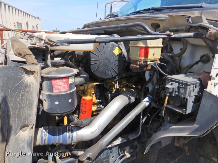 image for item DP4394 2001 Ford F650  dump truck