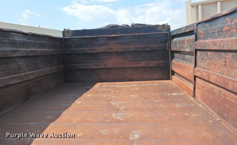 image for item DP4394 2001 Ford F650  dump truck