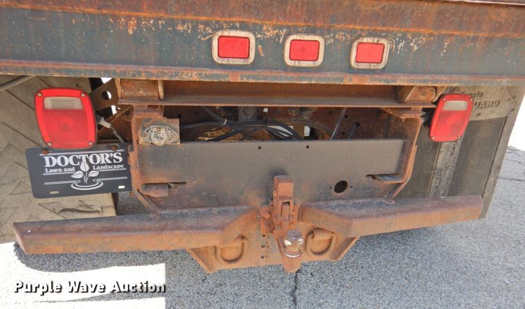 image for item DP4394 2001 Ford F650  dump truck