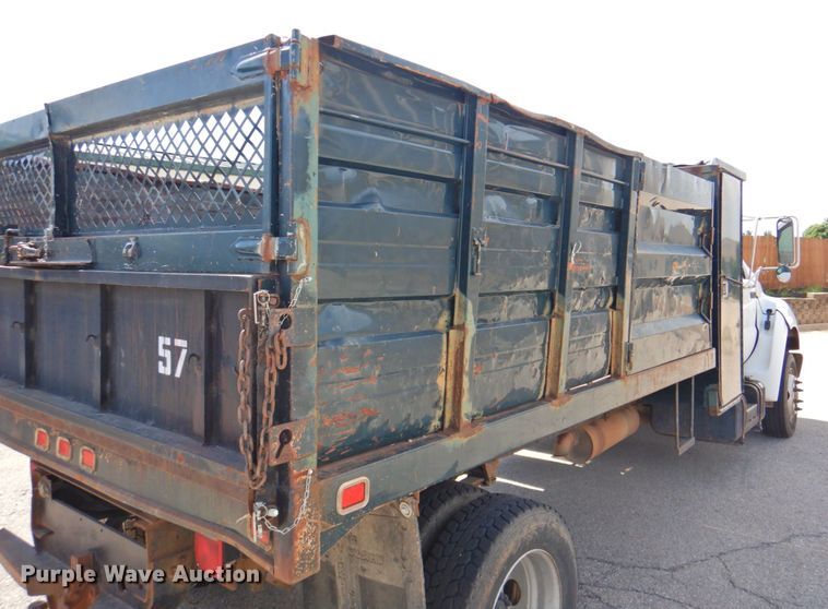 image for item DP4394 2001 Ford F650  dump truck