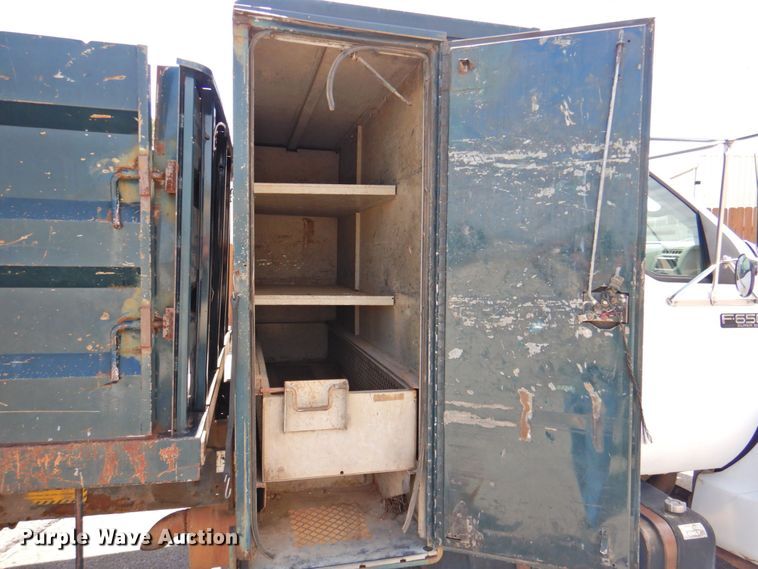 image for item DP4394 2001 Ford F650  dump truck