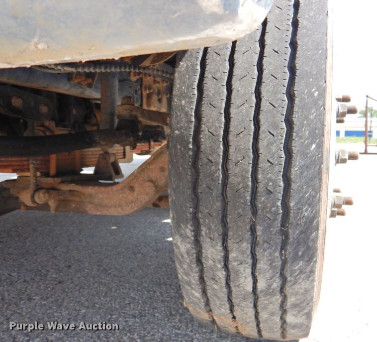 image for item DP4394 2001 Ford F650  dump truck