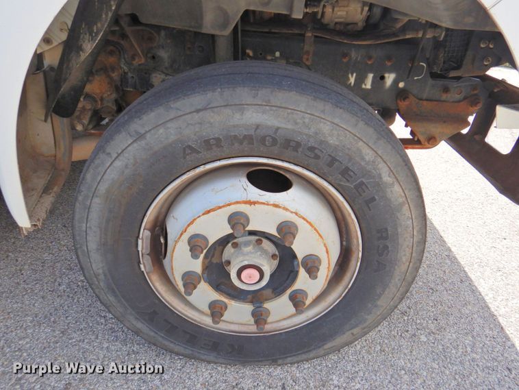 image for item DP4394 2001 Ford F650  dump truck