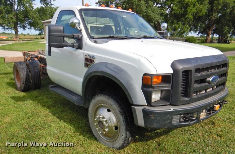 image for item DP4398 2008 Ford F550 Super Duty  truck cab and chassis