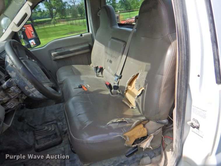 image for item DP4398 2008 Ford F550 Super Duty  truck cab and chassis