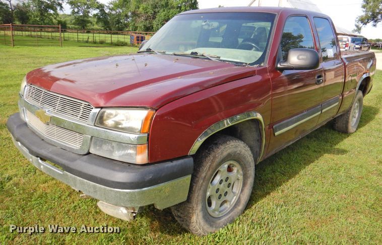 image for item DP4400 2003 Chevrolet Silverado 1500  Ext. Cab pickup truck