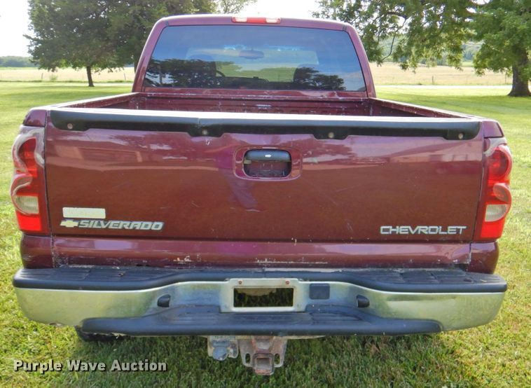 image for item DP4400 2003 Chevrolet Silverado 1500  Ext. Cab pickup truck