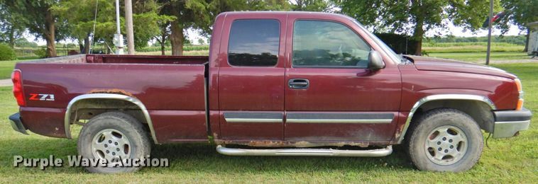 image for item DP4400 2003 Chevrolet Silverado 1500  Ext. Cab pickup truck