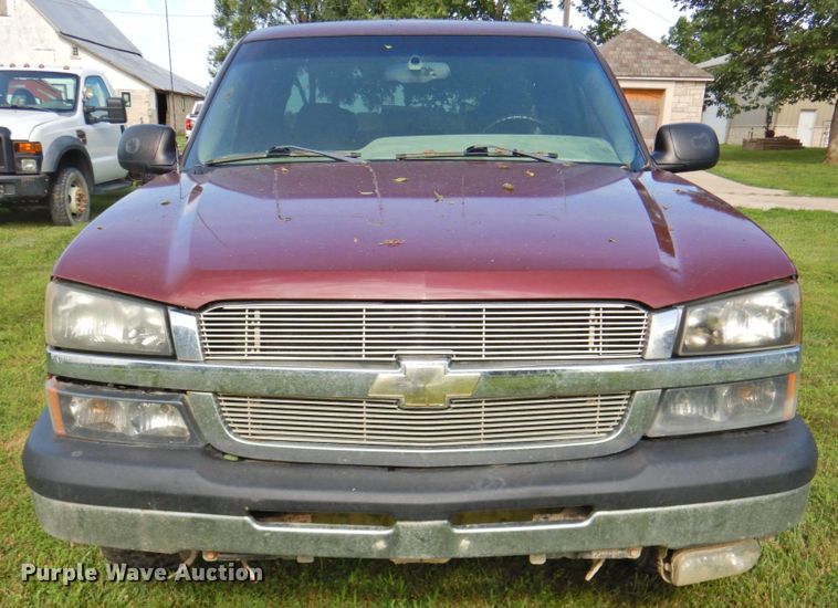 image for item DP4400 2003 Chevrolet Silverado 1500  Ext. Cab pickup truck