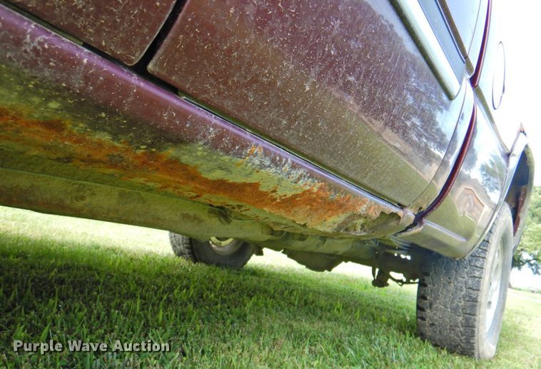 image for item DP4400 2003 Chevrolet Silverado 1500  Ext. Cab pickup truck