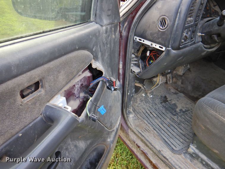 image for item DP4400 2003 Chevrolet Silverado 1500  Ext. Cab pickup truck