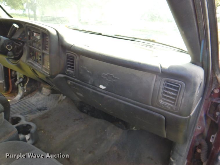 image for item DP4400 2003 Chevrolet Silverado 1500  Ext. Cab pickup truck