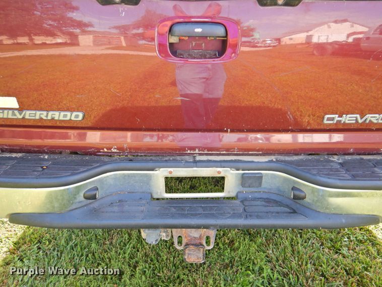 image for item DP4400 2003 Chevrolet Silverado 1500  Ext. Cab pickup truck