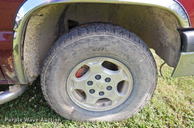 image for item DP4400 2003 Chevrolet Silverado 1500  Ext. Cab pickup truck